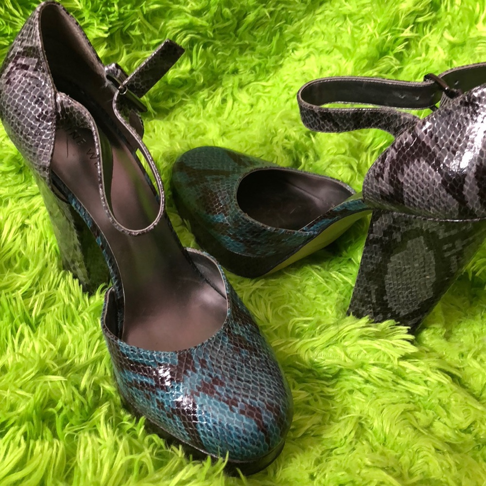 Nine West heels!